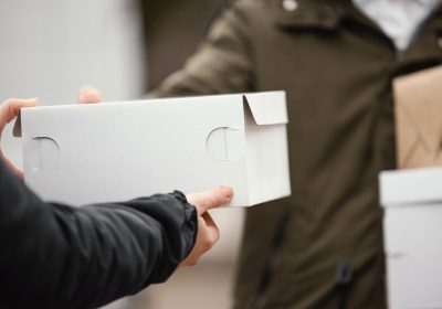 Package-and-Delivery-Handling-1536x1024